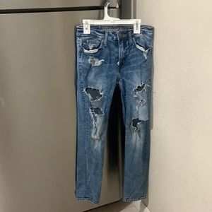 American eagle blue ripped jeans